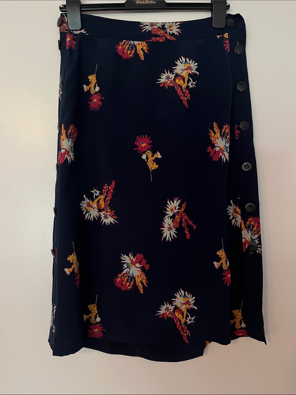 Madewell Women's Navy Floral Button-Trim Midi Skirt
